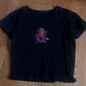 🖤dragon crop top🖤